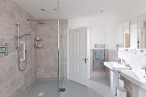 En-Suite- click for photo gallery